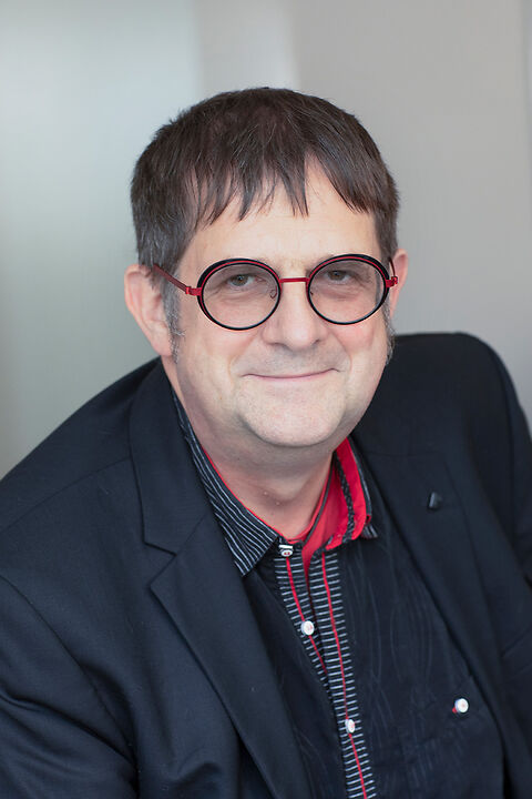 Prof. Dr. Volker Busch-Geertsema